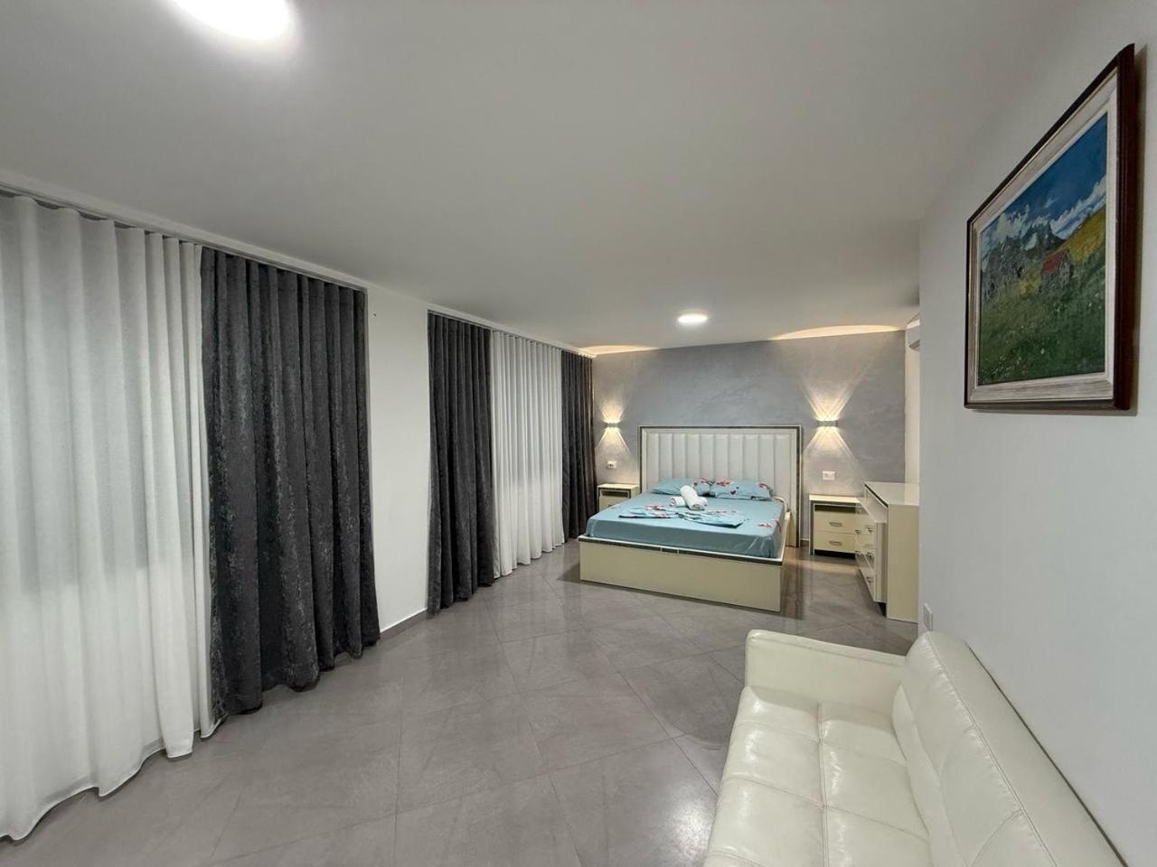 Luxury Sea View Duplex Lägenhet *